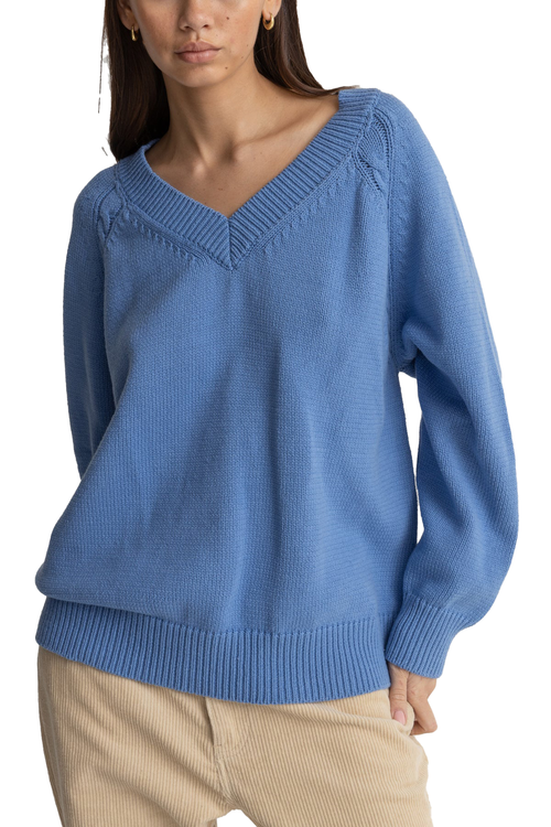 MOONSTONE OVERSIZED V-NECK