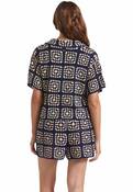 CROCHET SS BUTTON DOWN